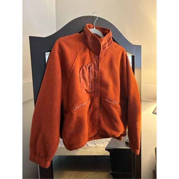 NEW Jacket Button Sherpa Coat Warm Outwear Pockets S - Picture 1 of 5